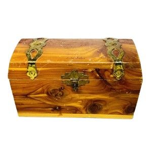 Vintage Handmade Wooden Lake Tahoe Landscape Jewelry  Box 7.5”x4”